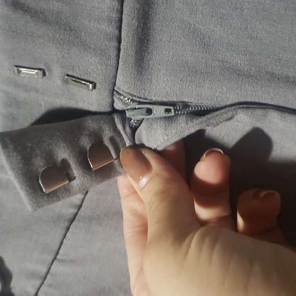 Pants - Picture 4 of 11